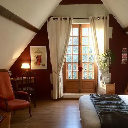 לינה וארוחת בוקר Domaine De Joreau Gennes-Val-de-Loire